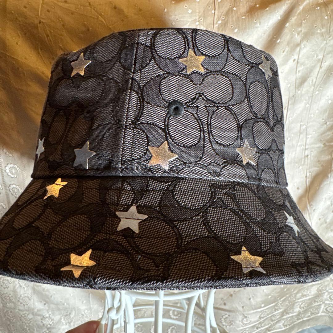 COACH バケットハット 星型装飾付き