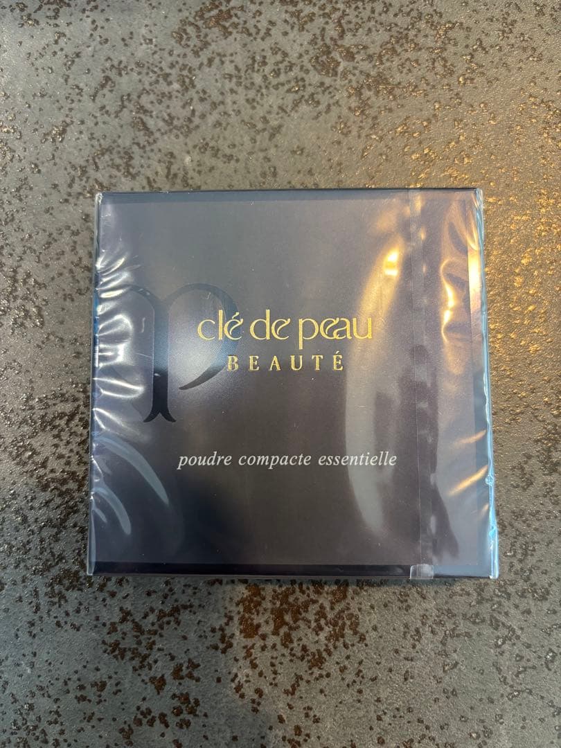 もも【未開封】 プードルコンパクト エサンシエル レフィル　2セット