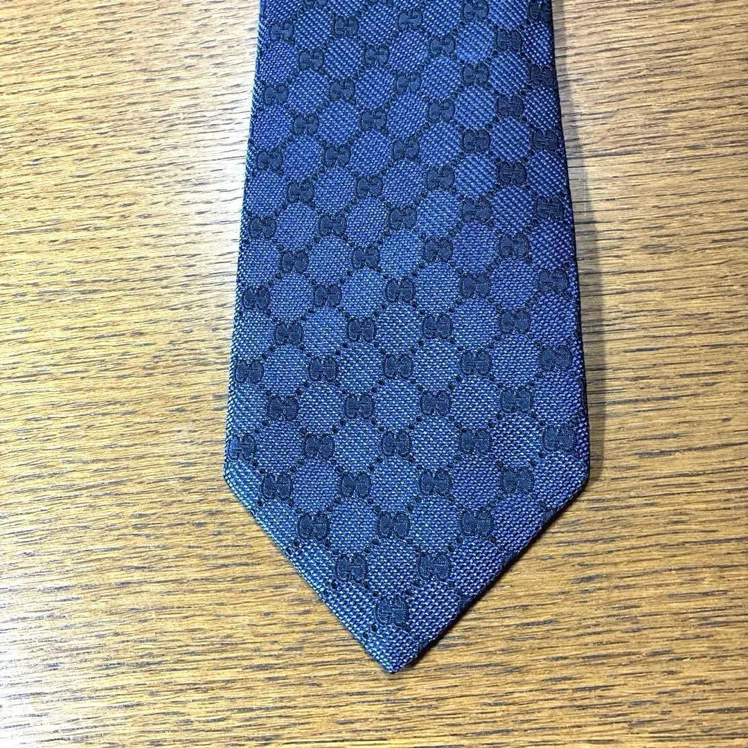 【美品】GUCCI グッチ 紺ネクタイ GG柄