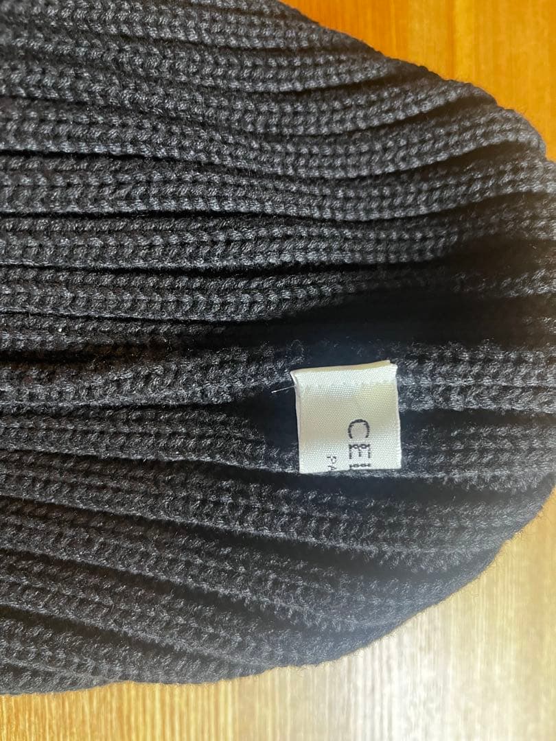 美品CELINEビーニー