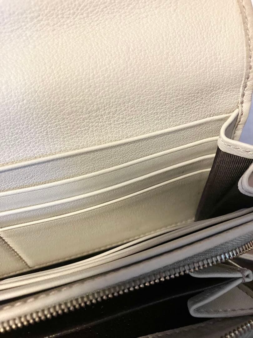 美品！GUCCI グッチ　GGマーモント　長財布