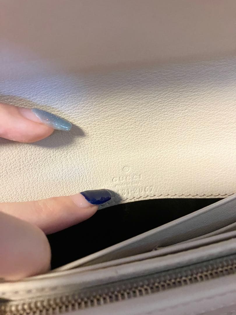 美品！GUCCI グッチ　GGマーモント　長財布