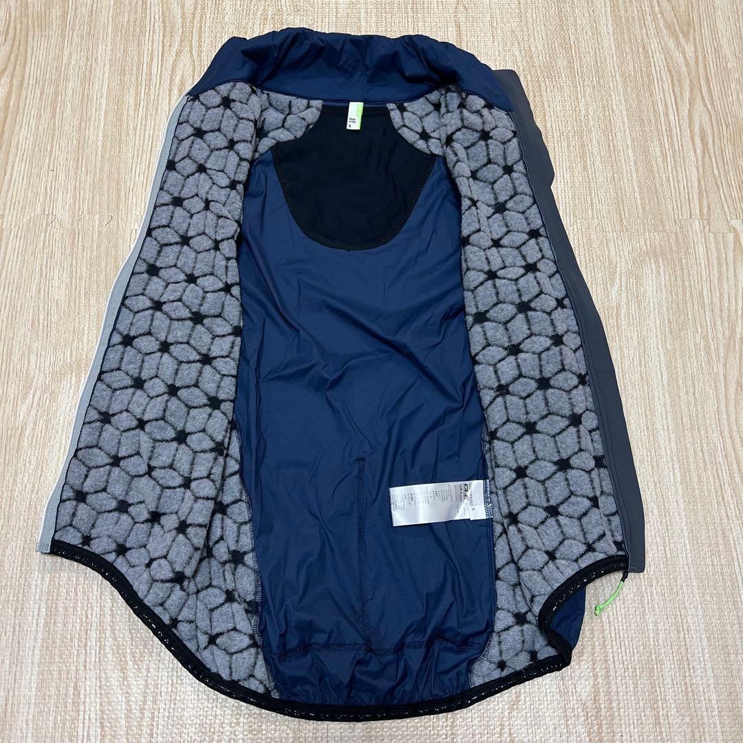 Q36.5 ジレ サイクルベスト