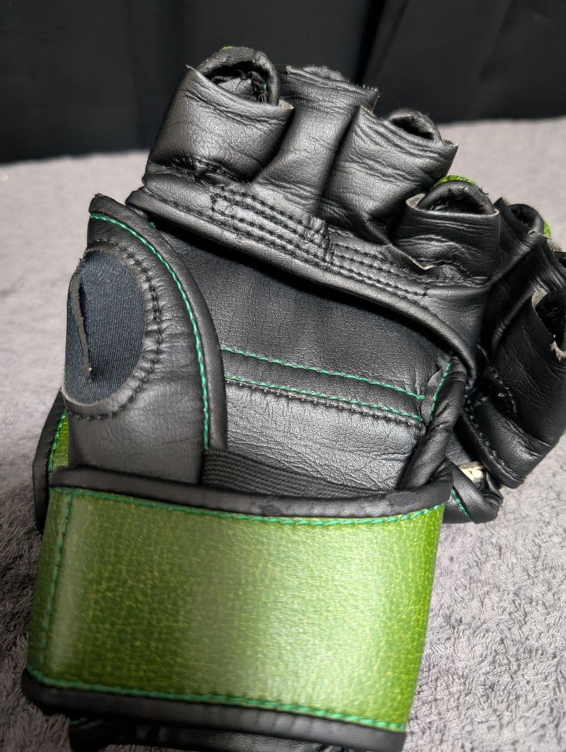 RIZIN グリーン オープンフィンガーグローブ　Sサイズ