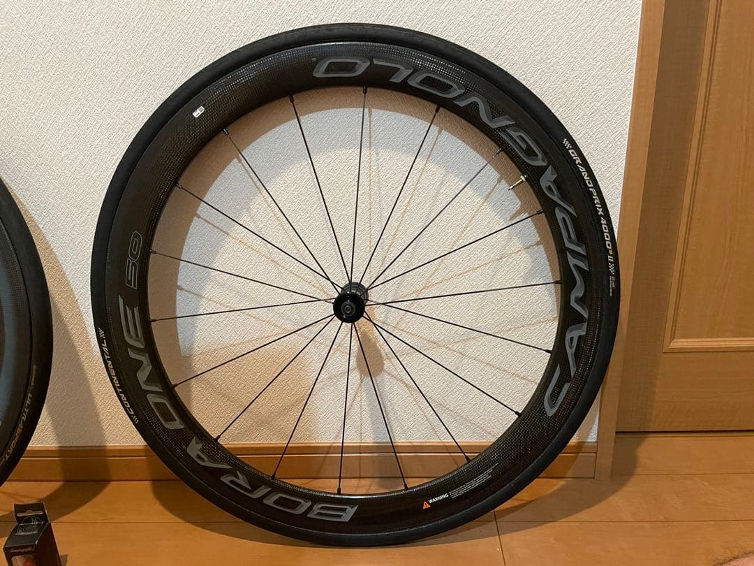 campagnolo bora one 50 カーボンクリンチャー シマノ