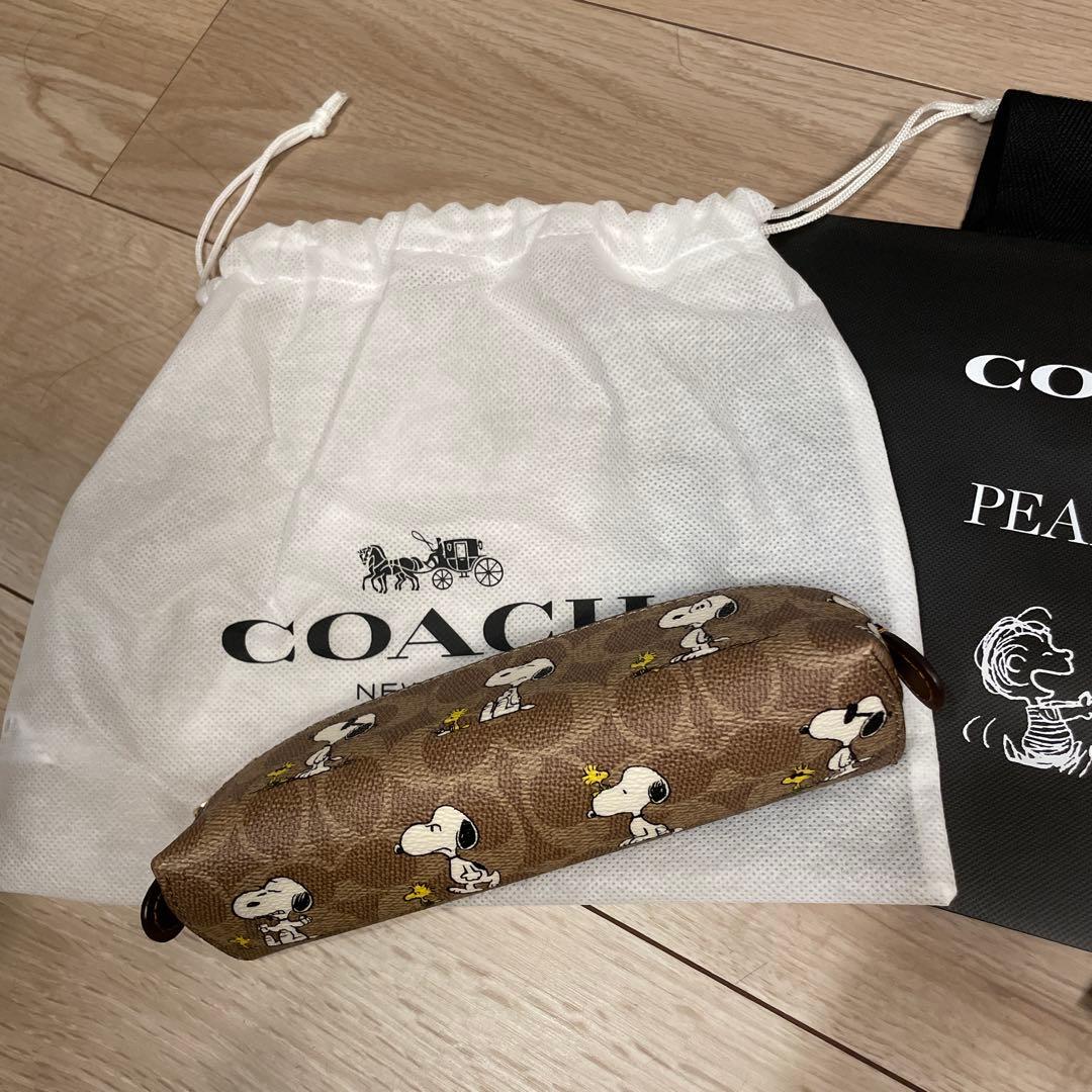 COACH x PEANUTS スヌーピー　ペンケース
