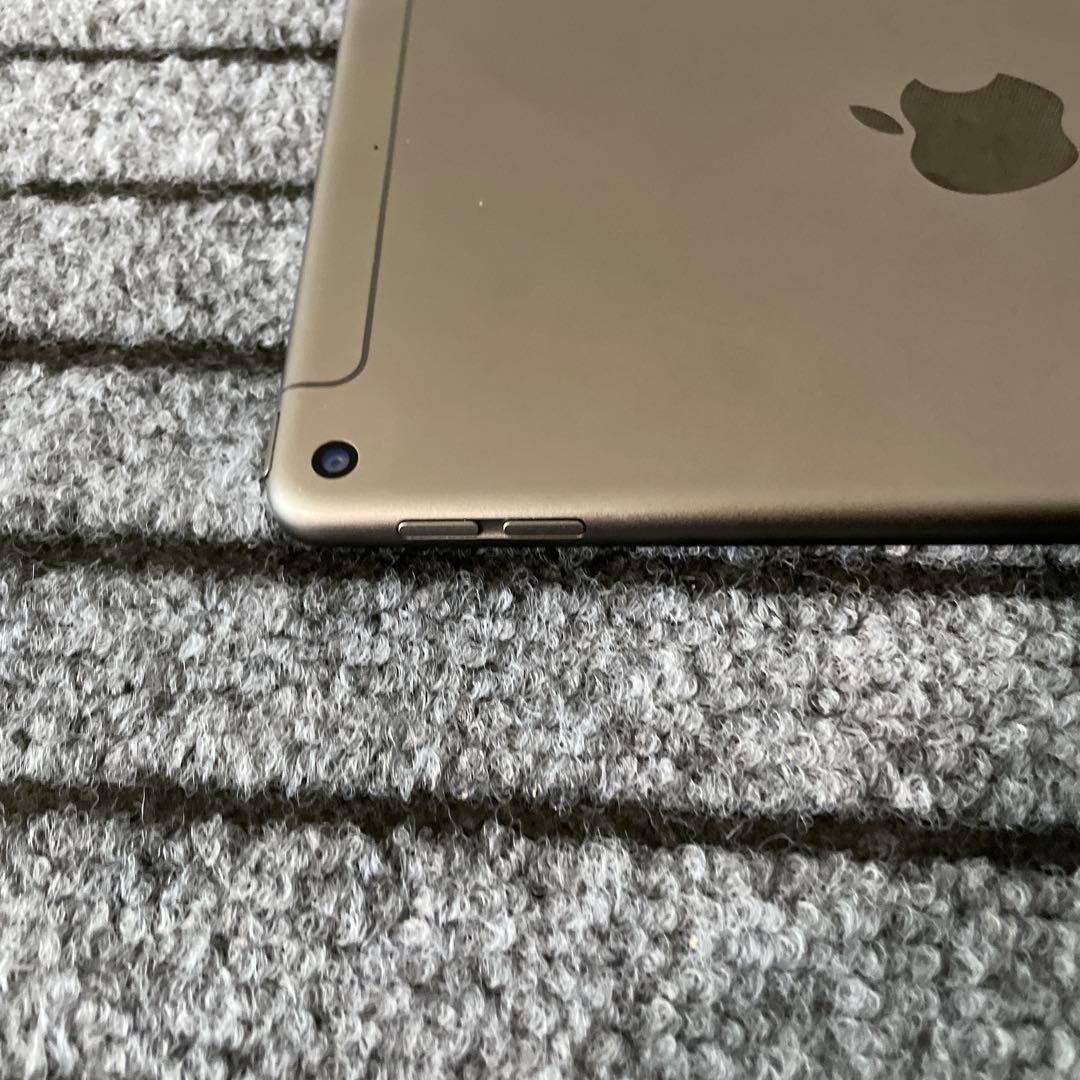 237【早い者勝ち】 iPad mini5 5世代 64GB SIMフリー