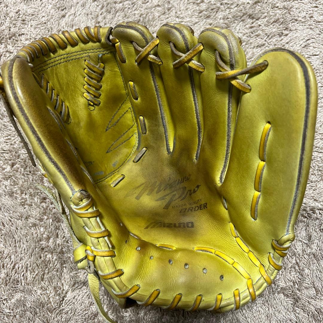 【最終価格】ミズノプロ　硬式投手用　ライム　グローブ