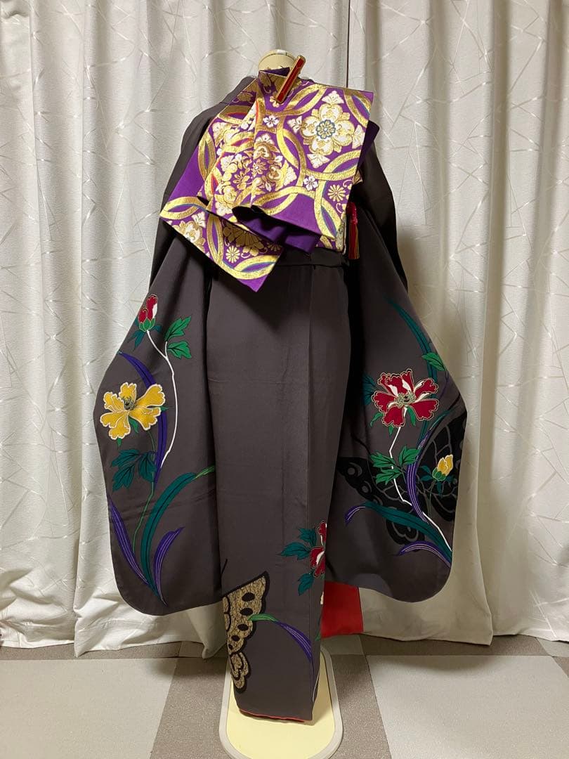 大特価SALE中★振袖フルセット【9点】★成人式★蝶々柄★モダン★正絹