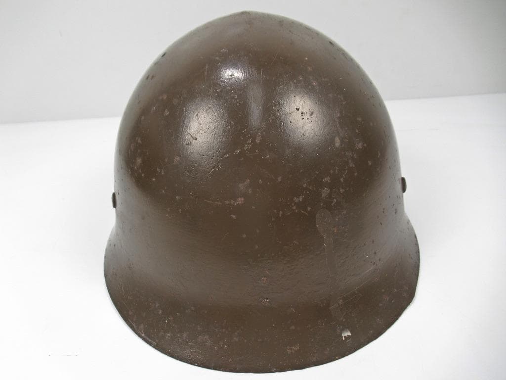 日本陸軍　九〇式鉄帽　鉄兜　当時もの
