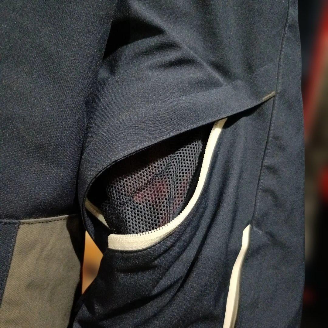 デカトロンWEDZE スキージャケット　メンズSサイズ