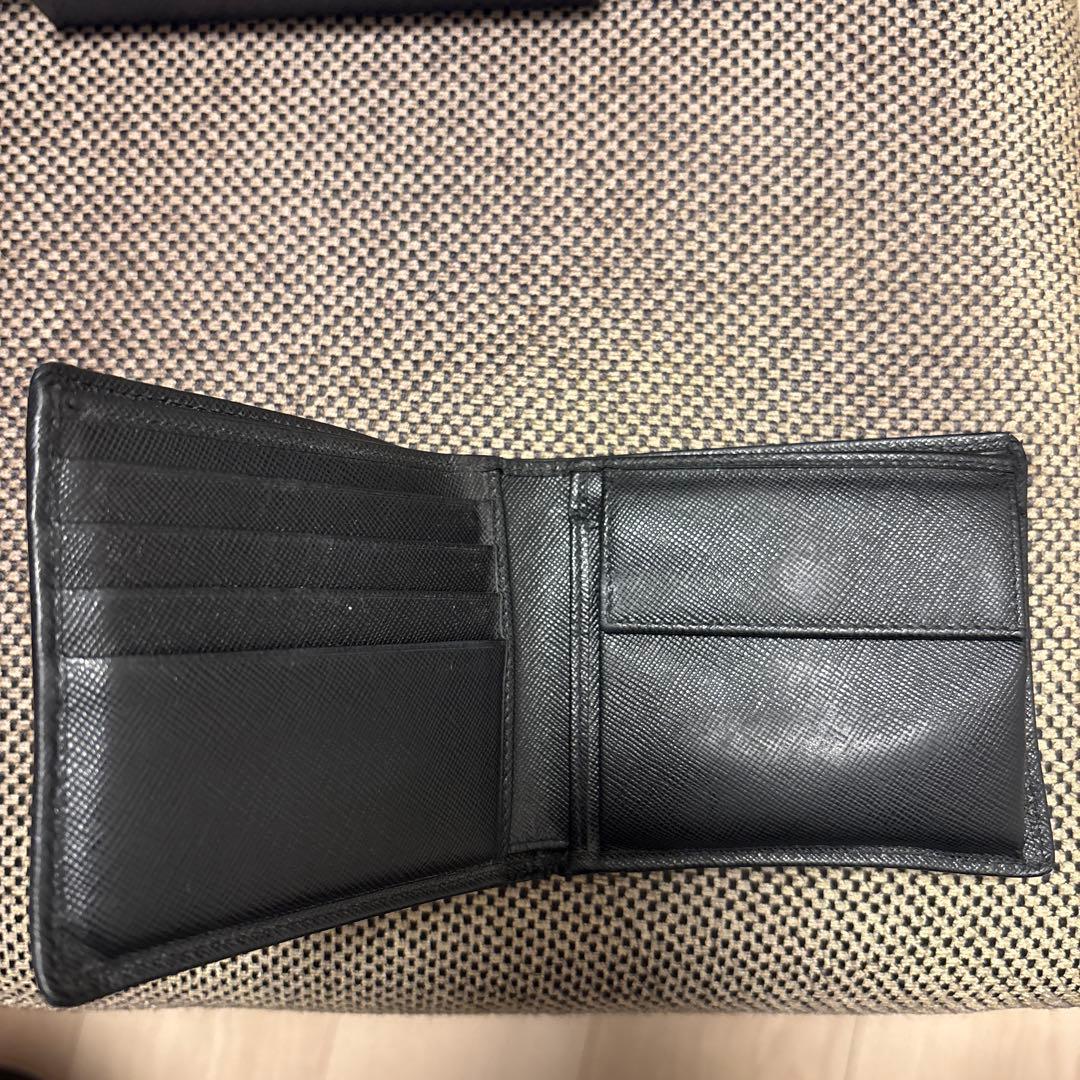 PRADA サフィアーノ 二つ折り財布 黒