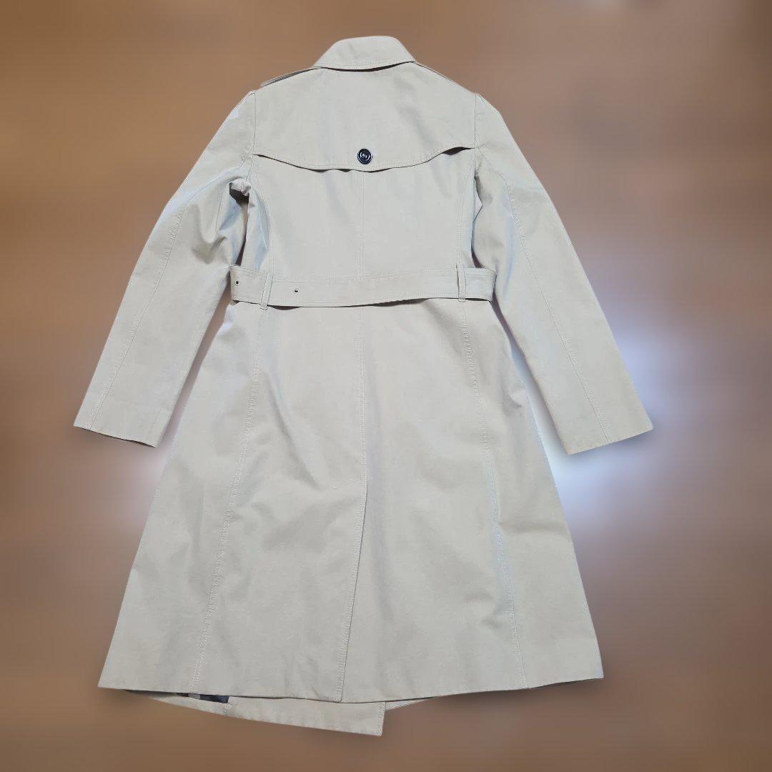 バーバリートレンチコート。