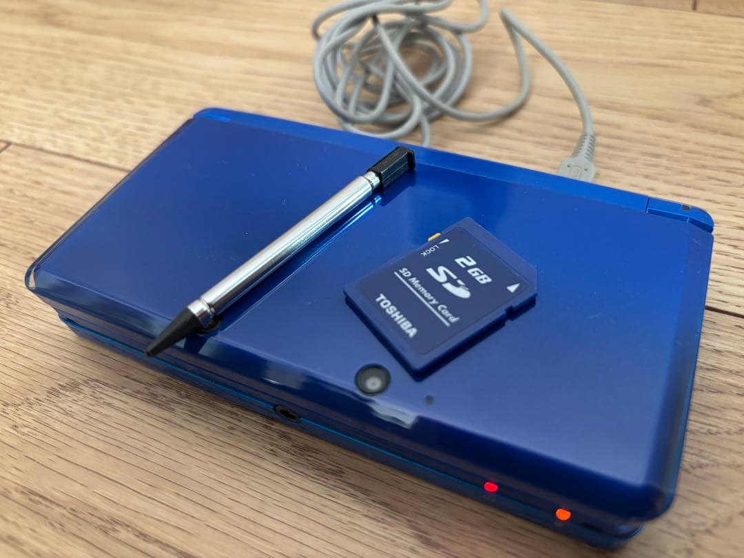 Nintendo 3DS 青 本体 + ソフト2本+DL済ソフト2本+充電器付