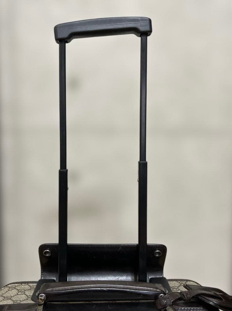 GUCCIキャリーケース