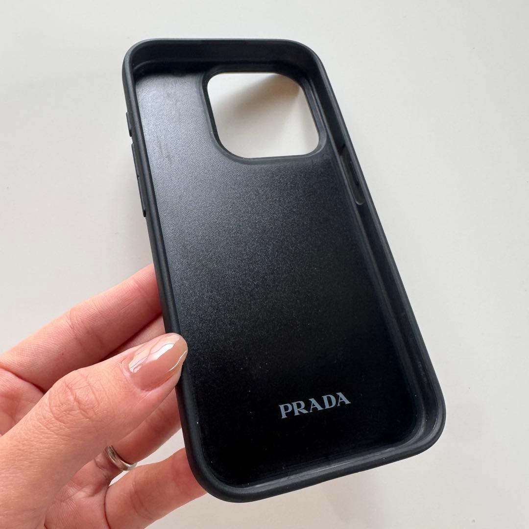 【PRADA】プラダ スマホケース iPhone15Pro