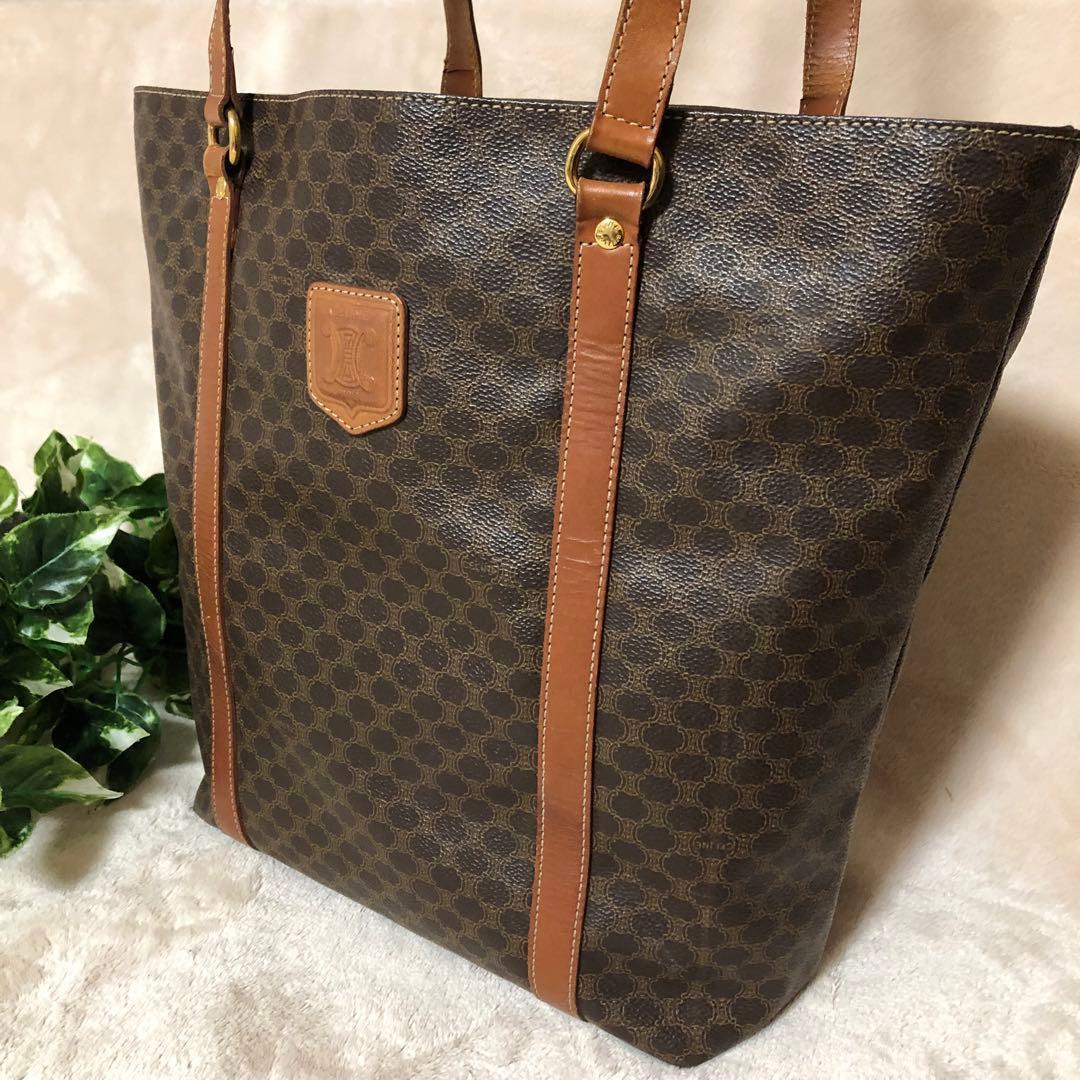 美品　セリーヌ　マカダム　トートバッグ　茶　トリオンフ　A4 肩がけ　ブラウン