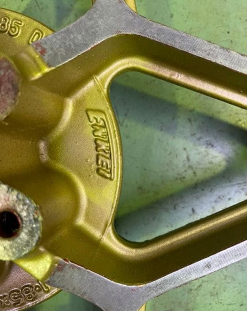 よしgsx400fsインパルス　前後ホイールセット美品 gt380流用