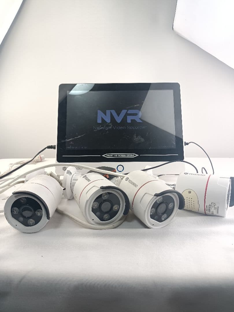 防犯カメラ YESKAMO 500万画素 カメラ4台 中古品