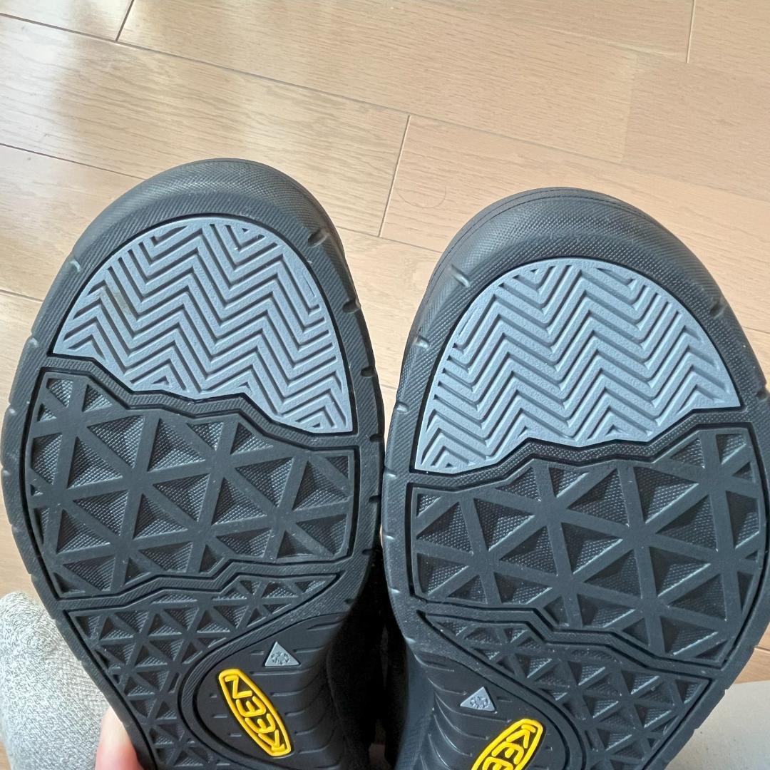 KEEN スノーブーツ ブラック メンズ 27.5cm フットゼラ