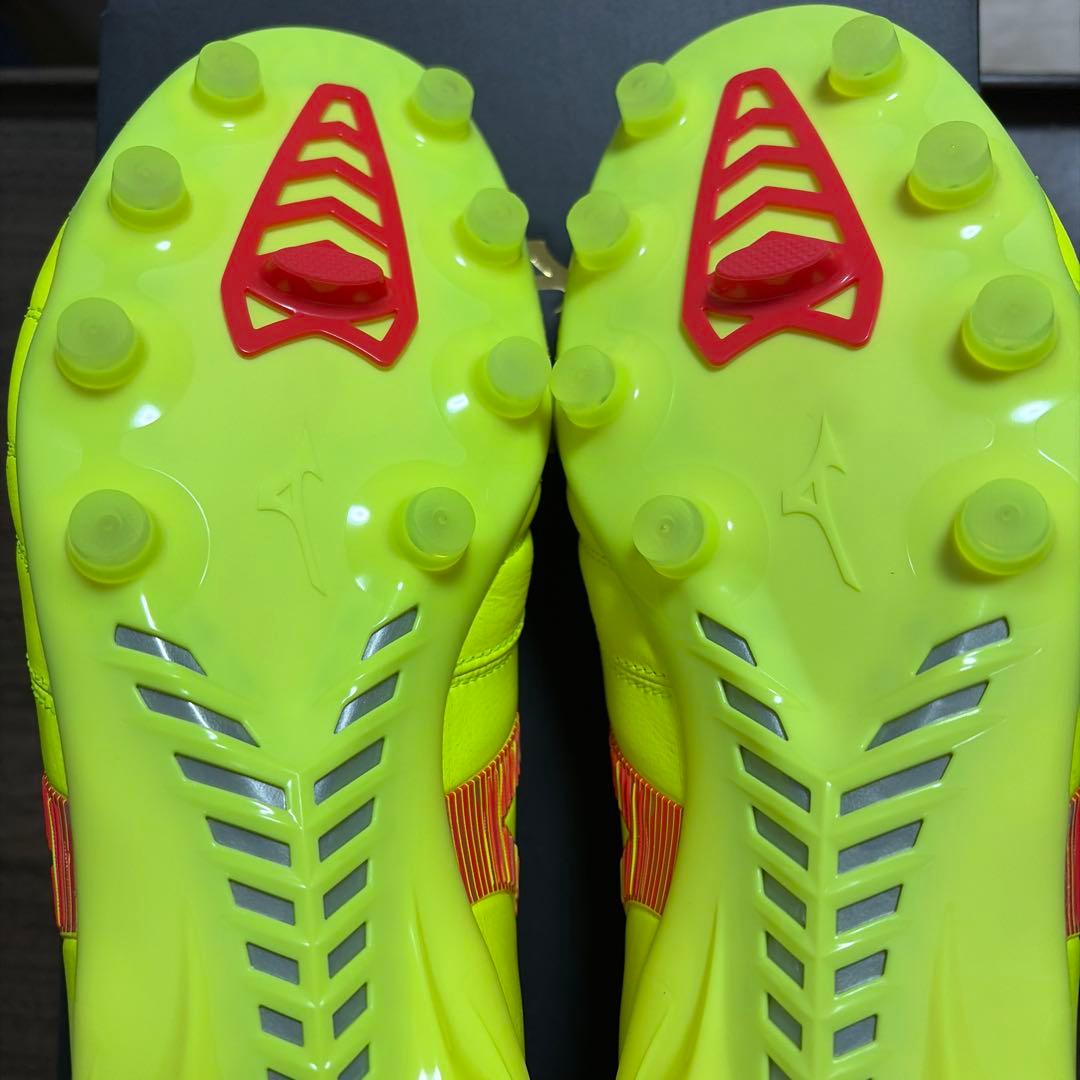 新品 ミズノ モレリアネオ4ジャパン 28㌢ P1GA243045