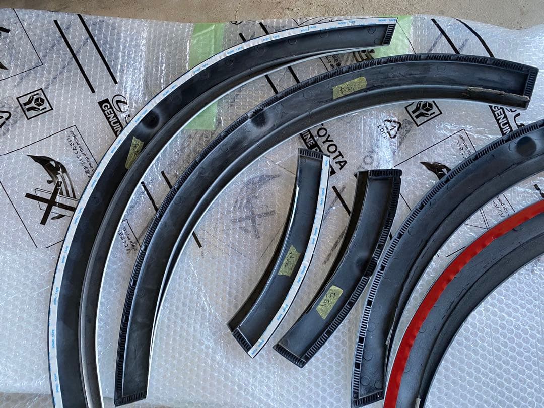 200系ハイエース　オーバーフェンダー