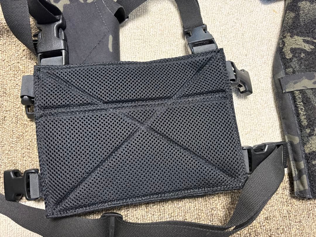 x115xtaylor マイクロチェストリグ　プレート　ポーチ　mcbk