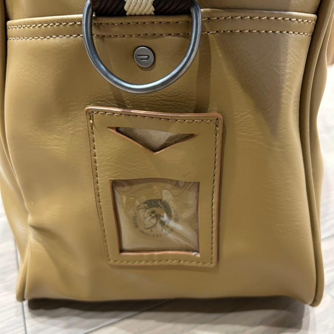 DIESEL (ディーゼル) ロゴプリント レザー ミニボストンバッグ　ベージュ