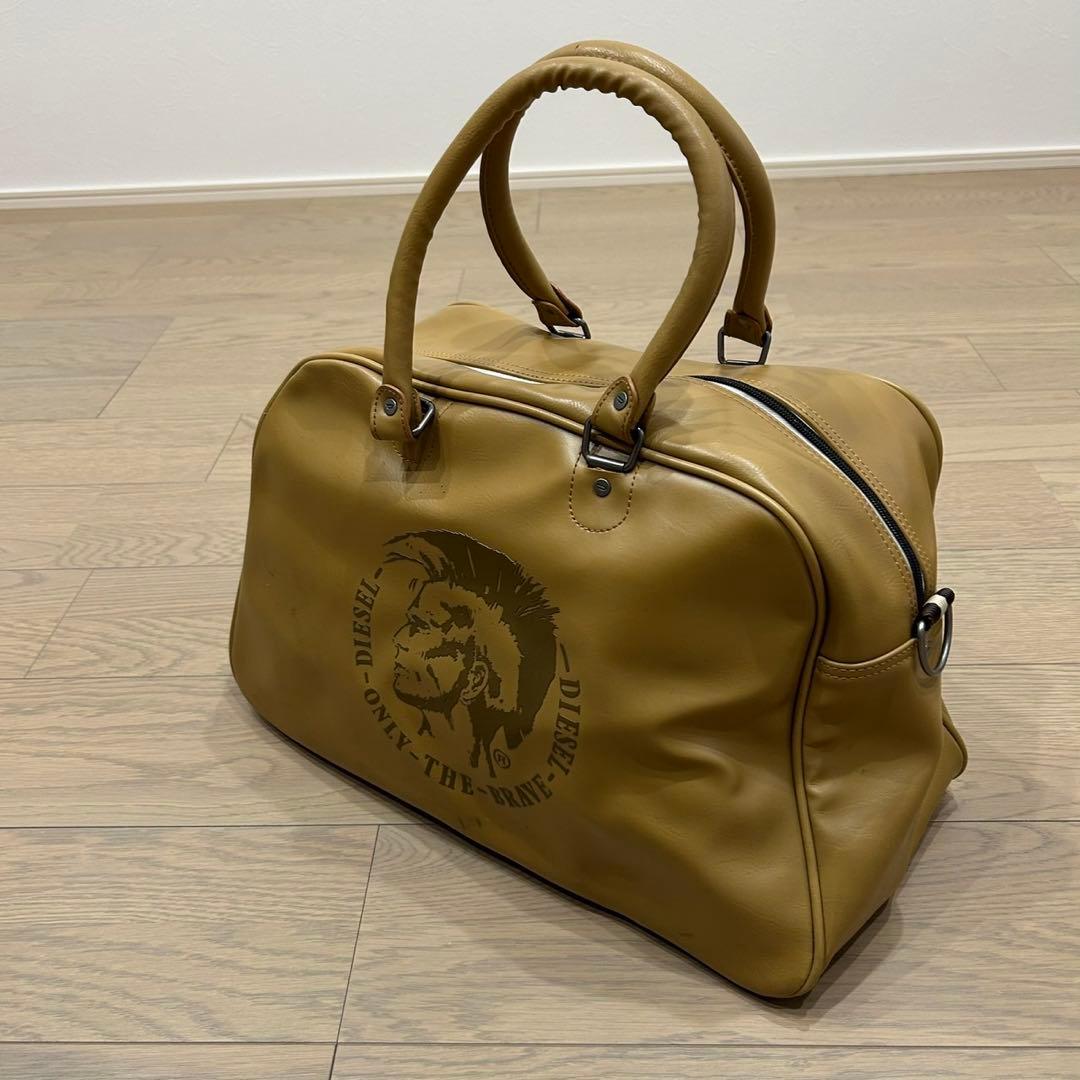 DIESEL (ディーゼル) ロゴプリント レザー ミニボストンバッグ　ベージュ