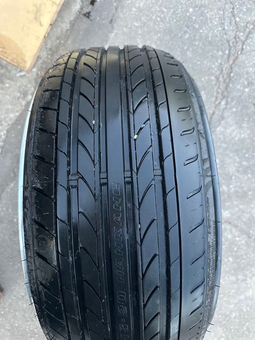 (*)様 ジスタンス w10m 20インチ 114.3