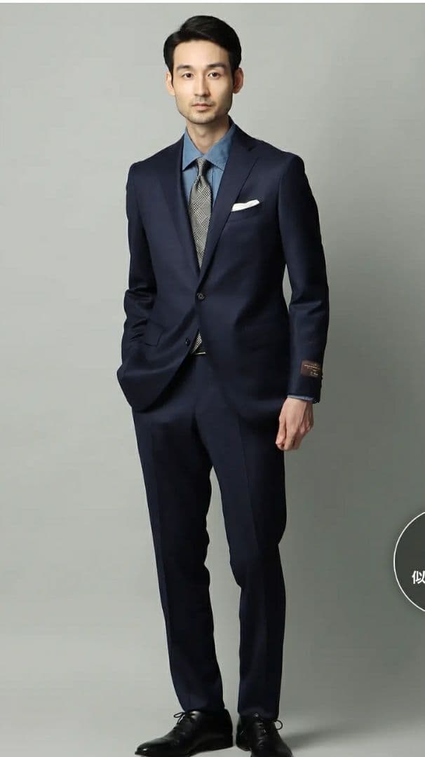 ユニバーサルランゲージ　秋冬スーツ／2つボタン／CANONICO／ウール100%