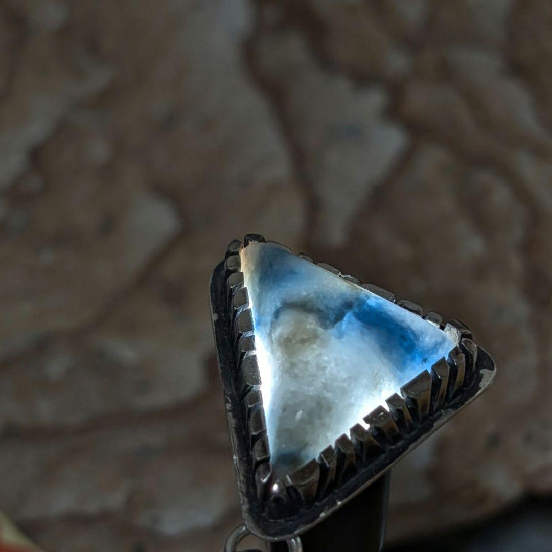 ハンドメイドの入りコン沢　ペンダントトップ　糸魚川翡翠