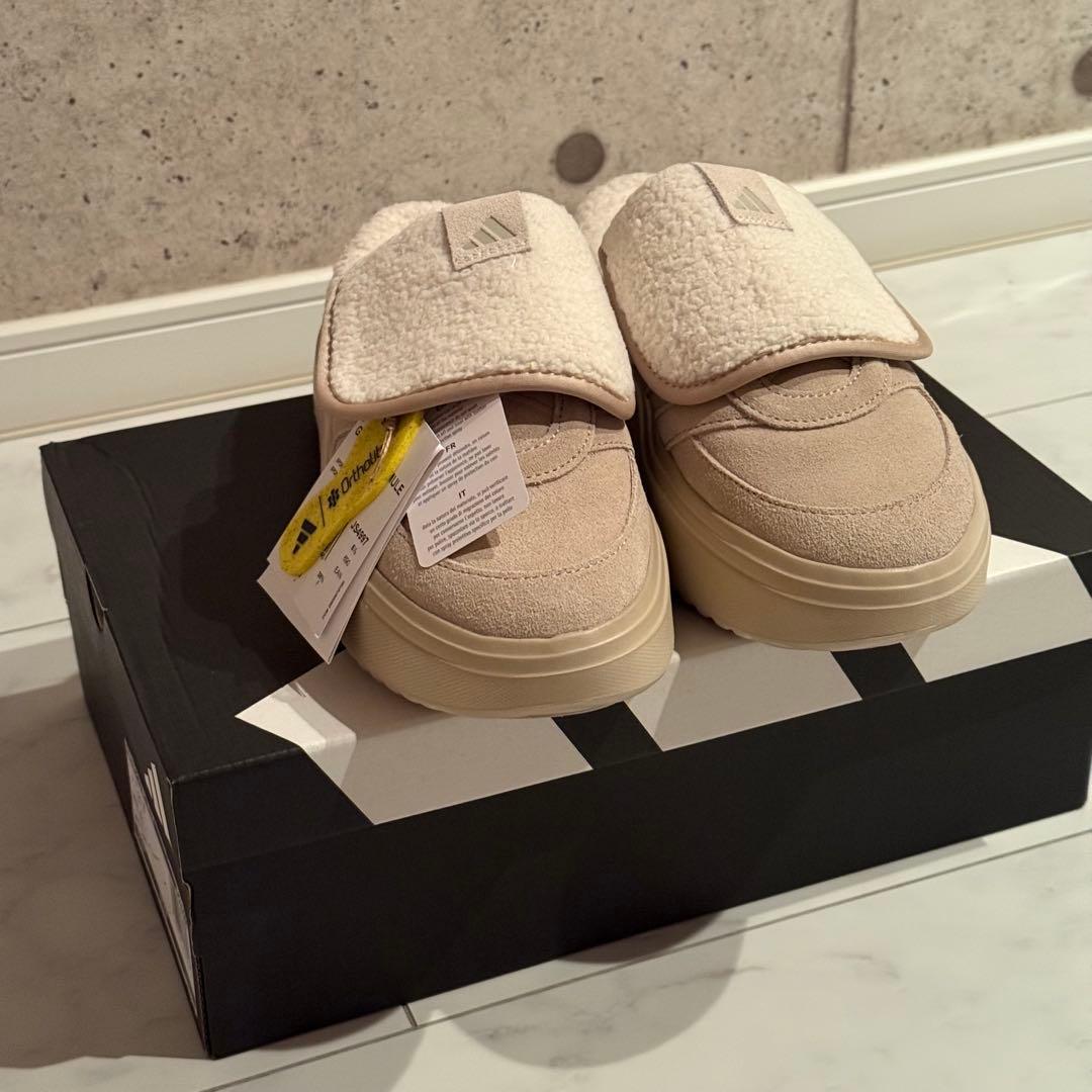 【韓国限定】adidas アディダスクロッグサンダル　ベージュ 激レア　24cm