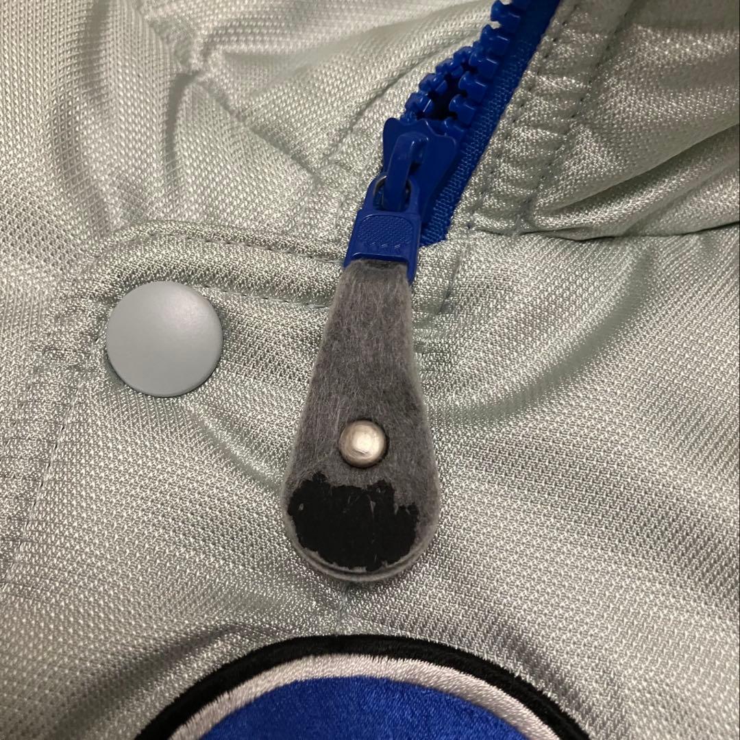 横浜ベイスターズ　支給品実使用？グランドジャンパー