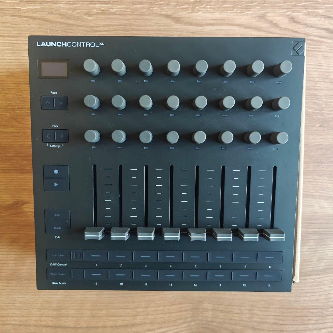 DTM・DAW Novation LAUNCH CONTROL XL 3