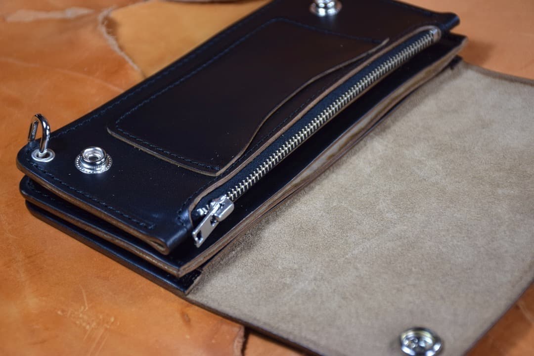 トラッカーウォレット MARYAM社　馬革 　ホースバット　茶芯　黒