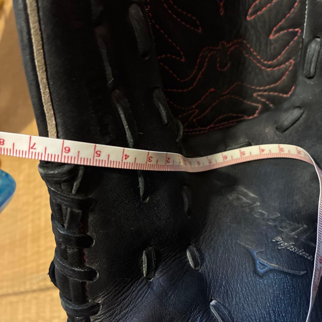 ピッチャーグローブ