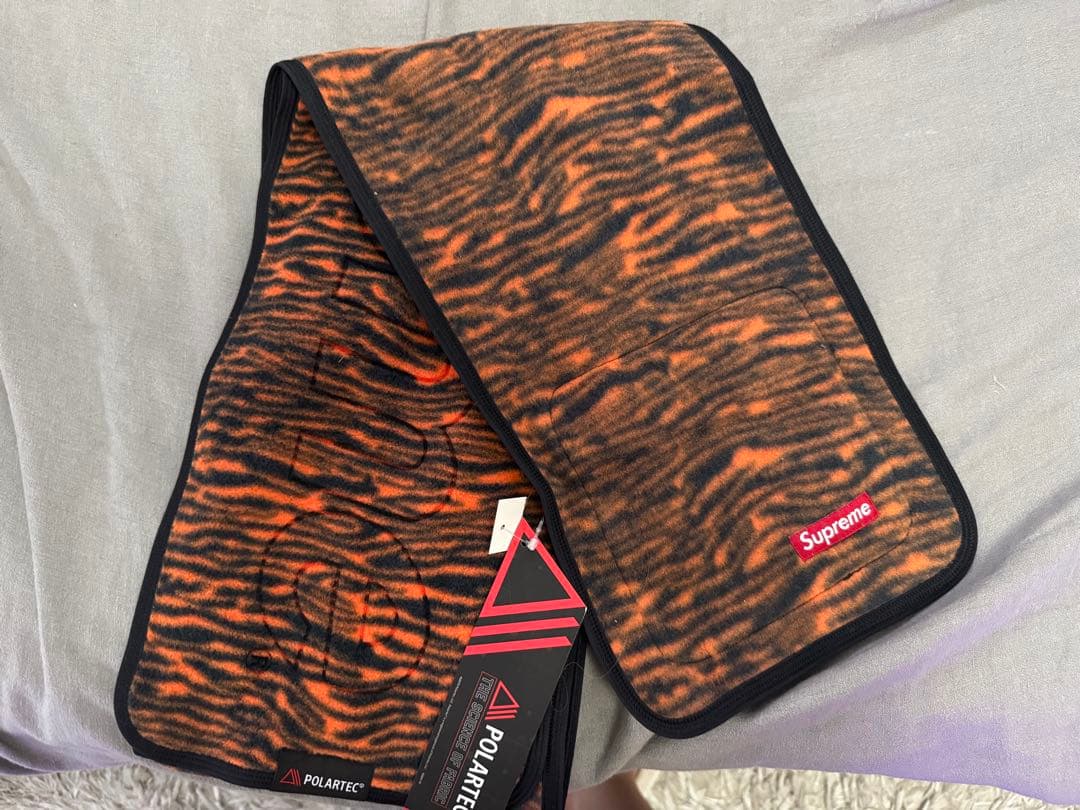 Supreme トラ柄 マフラー Polartec