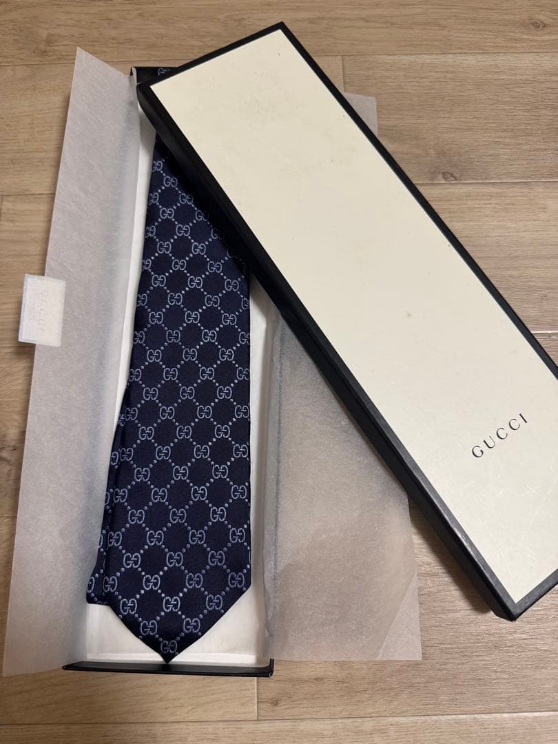 GUCCI ネイビー GGロゴ シルクネクタイ