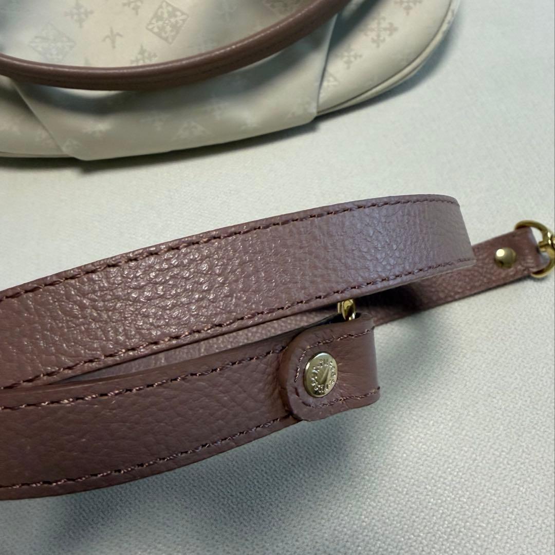 russet ラシット　ショルダーバッグ　CEー490 エクリュ　2way