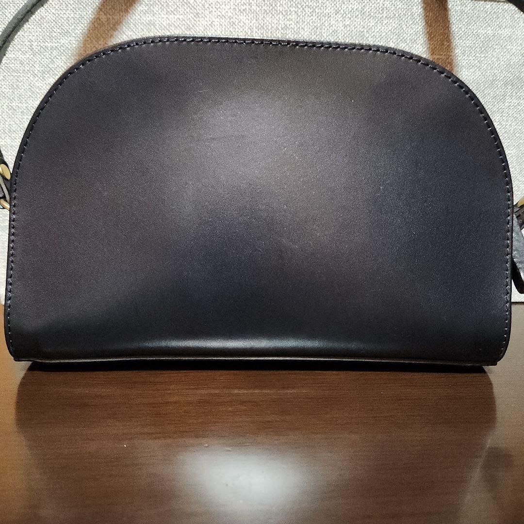 LONA ロナ ネイビー ハーフムーン ショルダーバッグ 本革 牛革