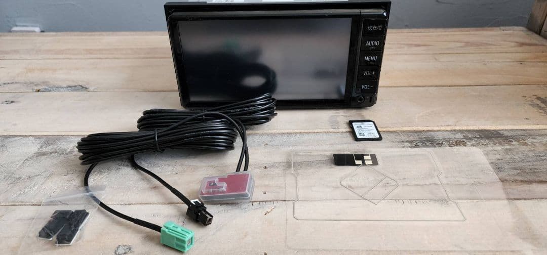 【値下げ12/16まで】トヨタ 純正 ナビ アンテナ新品付セット ハイエース