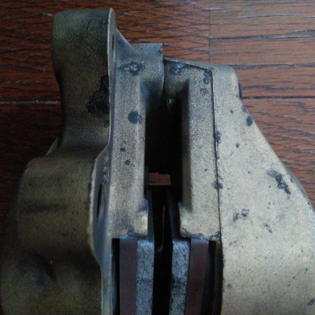 ブレンボ　キャスティング4ポットキャリパー　40mmピッチ　左右セット