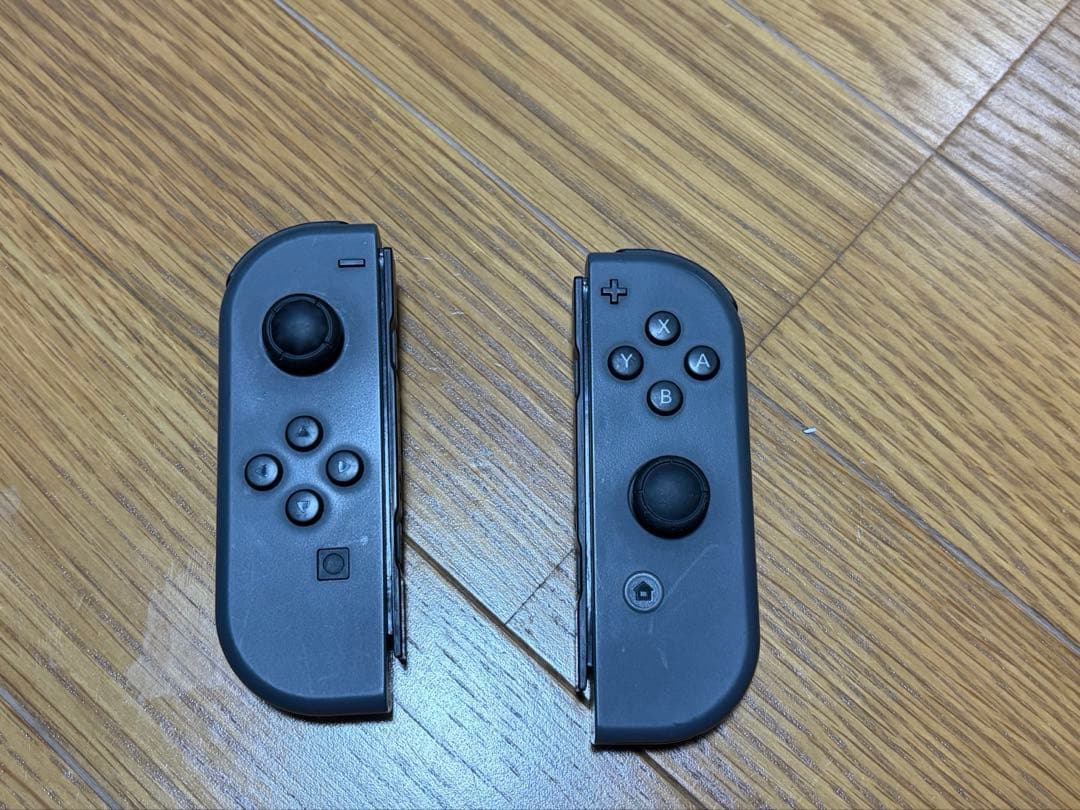 Nintendo Switch ケースとsdカード128g付きジョイコンジャンク