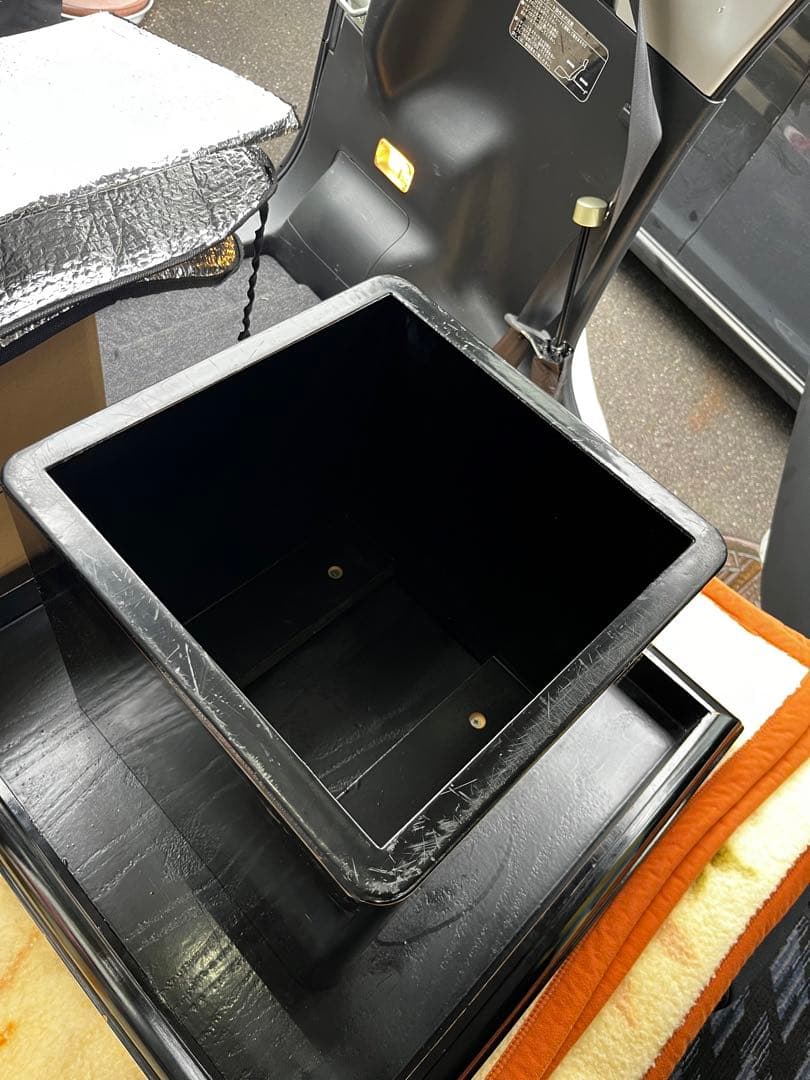 アンティーク　テーブル　渋い代物‼️