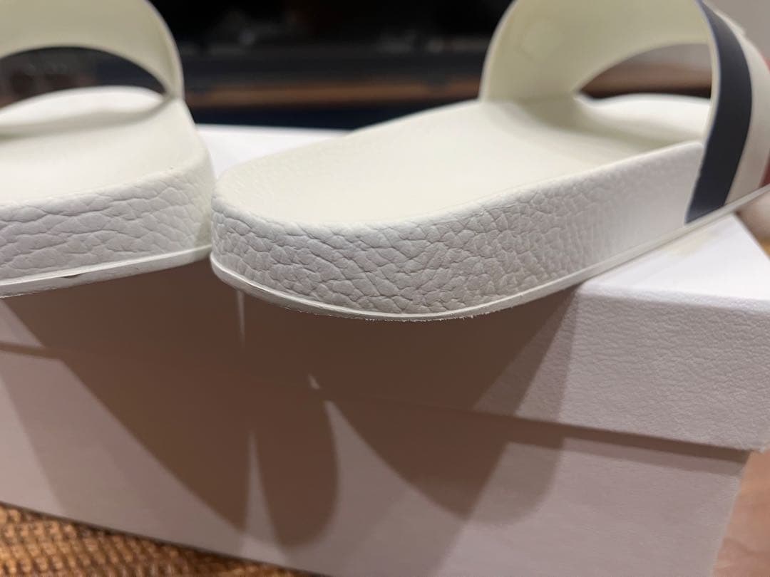 モンクレール スライドサンダル シャワーサンダル　箱付き