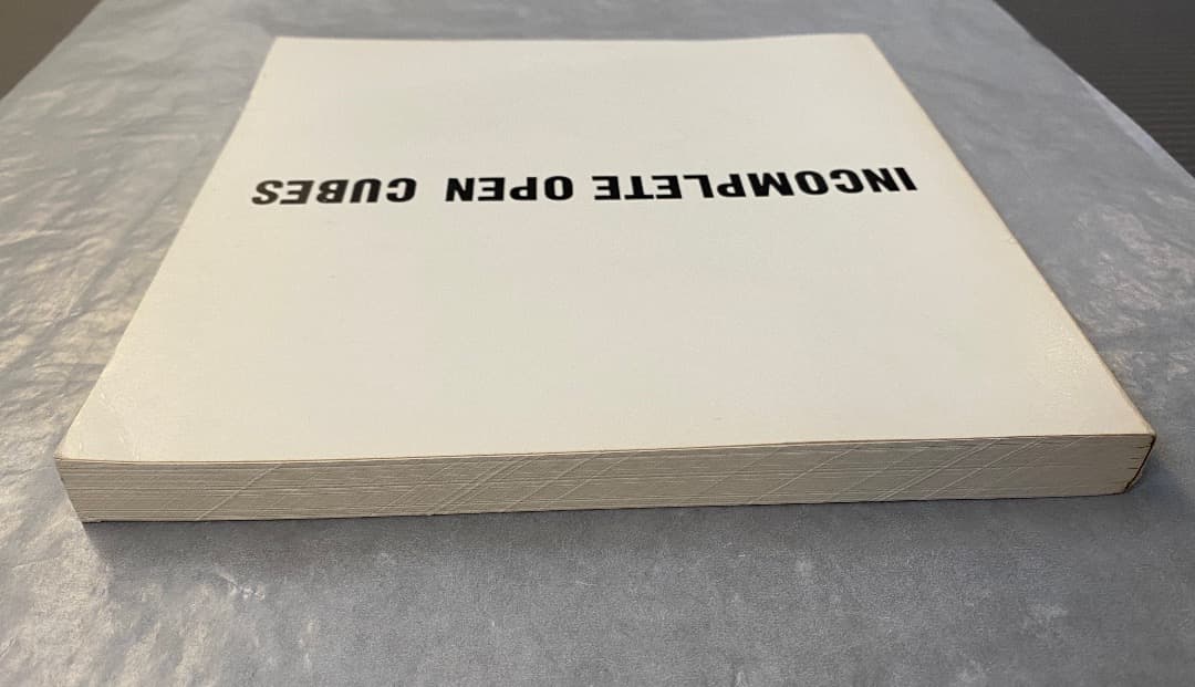 希少）ソル・ルウィット Incomplete Open Cubes の初版本。