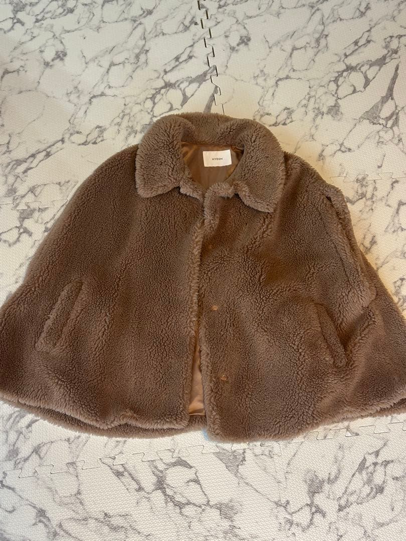 【美品】HYEON へヨン ted cape テッドケープ