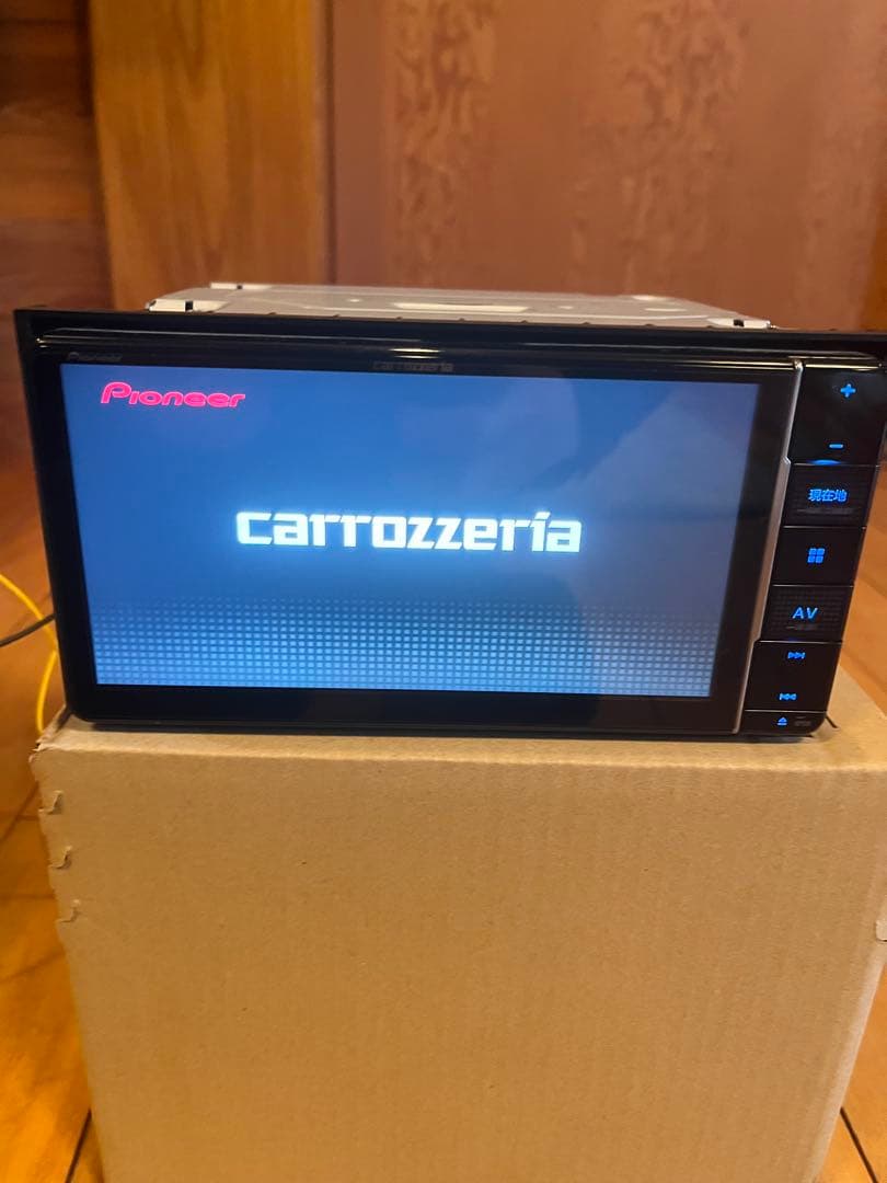 carrozzeria楽ナビAVIC-RW711
