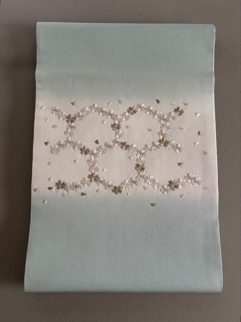 正絹 塩瀬地 暈し染め 刺繍 桜 六角文様 九寸名古屋帯